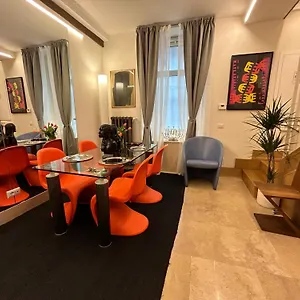  Apartment Leonetto Art Domus - Select In The Heart Of S Historic Center